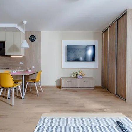 Klifowa 42 아파트 레왈